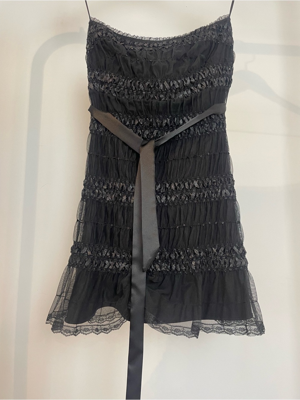 Black Lace-Trim Spaghetti Strap Dress/tunic